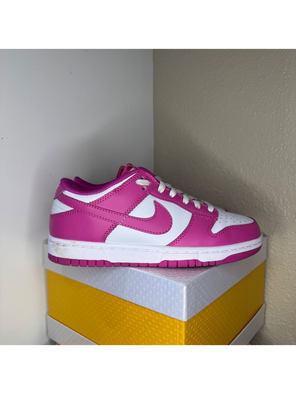 Nike Dunk Low Active Fuchsia Pink White Women’s Size 7